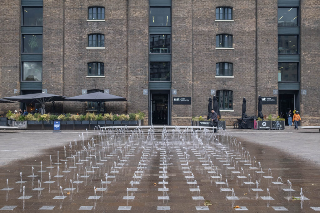 Photo of the fountains at Granary Square in King's Cross